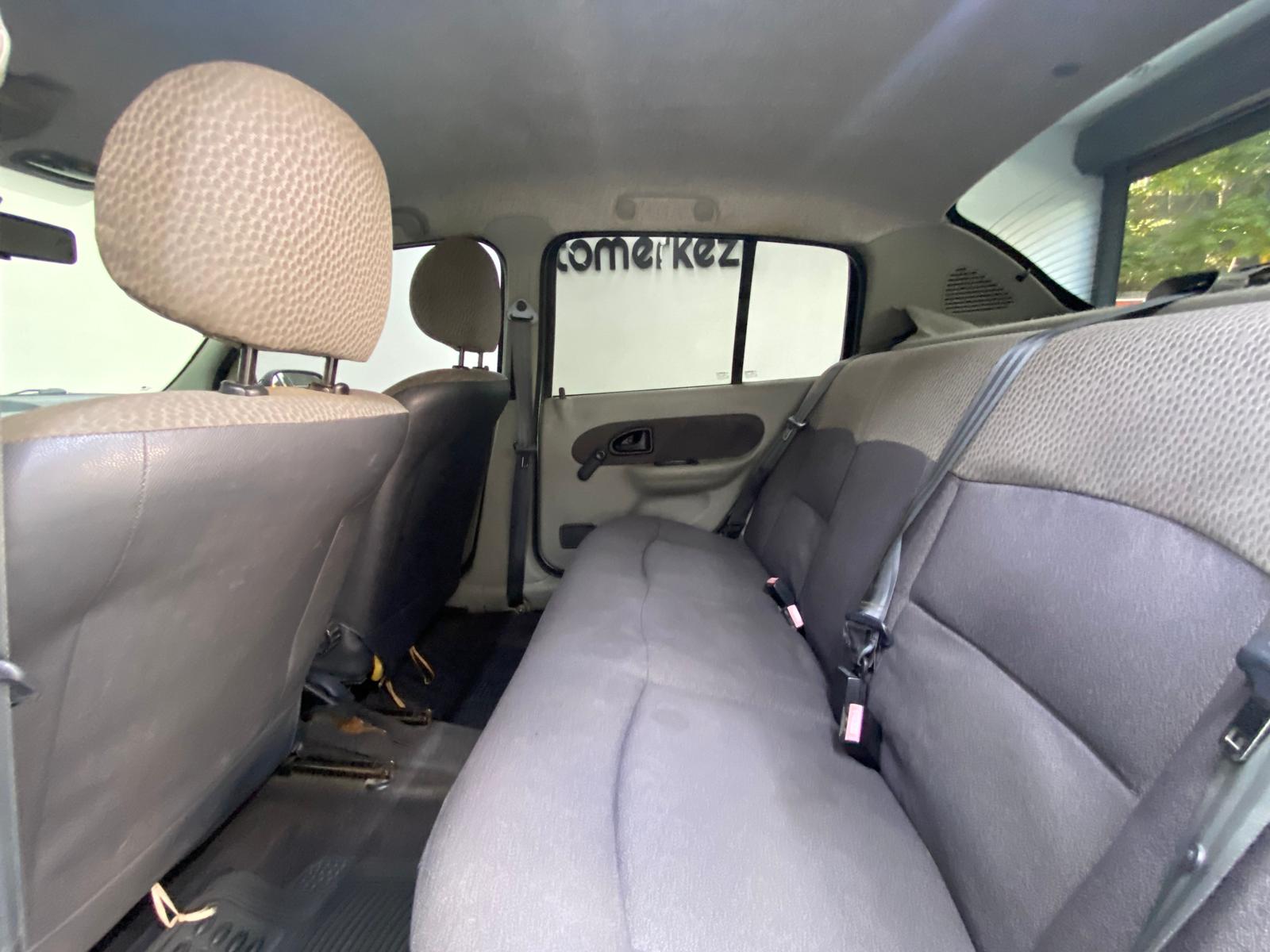 RENAULT CLIO 24